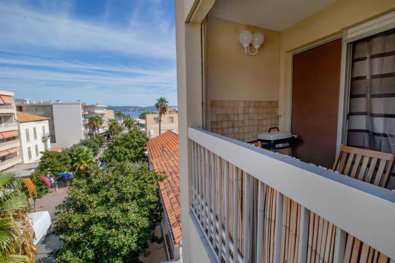 Confort Du Sud T2 Avec Garage Et Wifi En Centre-Ville Cavalaire-sur-Mer Luaran gambar
